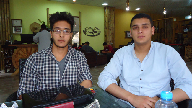من اليمين " مروان الحويك " و " عبدالرحمن الزوبية "